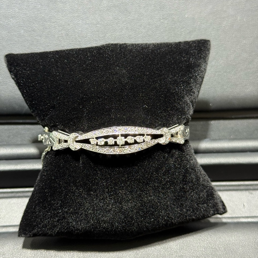 Vintage 14KWG Diamond bangle bracelet.